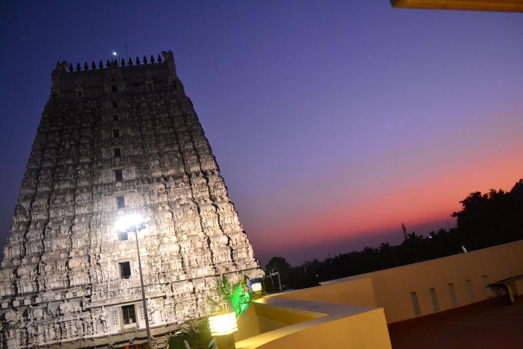 Sri Sarvesha Js Palace Temple View Tiruvannāmalai Εξωτερικό φωτογραφία